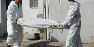 Tragedia en las playas de Santa Marta: dos jóvenes mueren ahogados y una mujer permanece hospitalizada