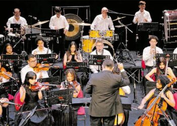El rock y la música sinfónica se fusionaron en una noche inolvidable en Cajamag