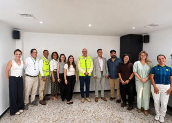 Visita de funcionarios del Congreso de los Estados Unidos y del Instituto Quincy
