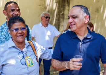 Alcalde Pinedo anuncia intervención estructural en la I.E.D. El Carmen