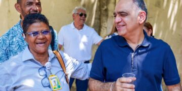 Alcalde Pinedo anuncia intervención estructural en la I.E.D. El Carmen