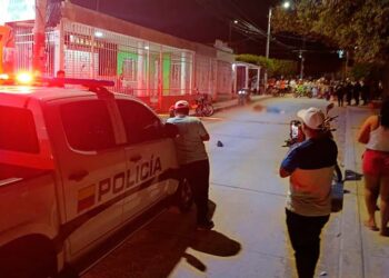 Misterioso crimen en Cristo Rey: sicarios asesinan a una mujer en plena vía pública de Santa Marta