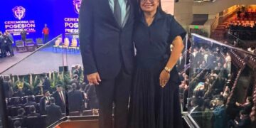 Alcalde Carlos Pinedo y gobernadora Margarita Guerra acompañaron posesión presidencial con la mirada puesta en el desarrollo de Santa Marta y el Magdalena