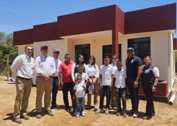Nuevas puertas se abren: Drummond Ltd. inicia la entrega deviviendas en La Loma, Cesar