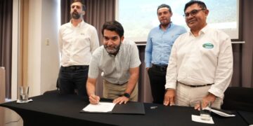 CORPAMAG, Alcaldía de Santa Marta y The Ocean Cleanup firman Memorando de Entendimiento para combatir la contaminación por plásticos en el Distrito de Santa Marta.