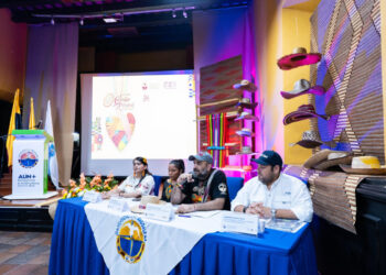 UNIMAGDALENA presentó la sexta edición de la Feria Caribe Artesanal: ‘Hilar el alma, tallar la memoria’