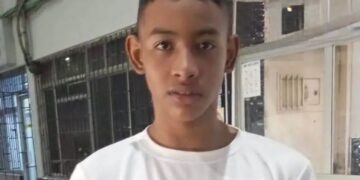 Familia busca desesperadamente a adolescente de 15 años desaparecido en Plato