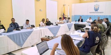 Alcalde Carlos Pinedo lidera Consejo de Seguridad Ampliado y pide respaldo del Gobierno Nacional ante escalada criminal