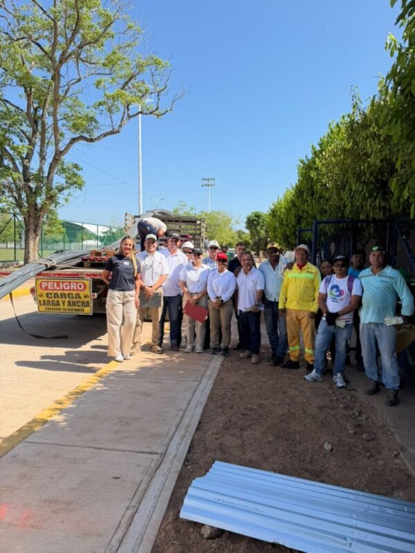 Drummond-Ltd.-acompana-la-recuperacion-de-Casacara-tras-las-afectaciones-del-vendaval-1-768×1024