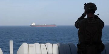 Irán amenaza con atacar objetivos de EE. UU. por cada bombardeo recibido
