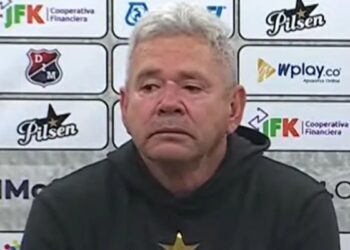 Once Caldas anunció la salida de Hernán Darío ‘Arriero’ Herrera como director técnico