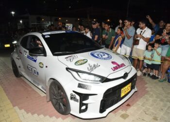 Más de 130 carros de lujo rugieron en Santa Marta durante el Rally 93