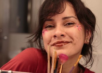 Niños de Taganga participarán en taller de maquillaje artístico teatral con artista brasileña durante el 37.º Festicaribe