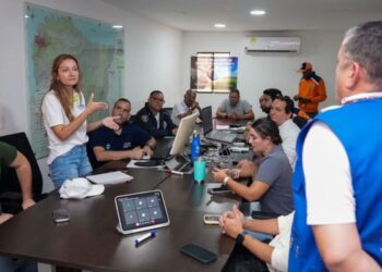 Alcaldía y los organismos de socorro atienden daños por el torrencial aguacero