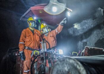 Colombia firma nueve contratos mineros con inversiones proyectadas por $54.000 millones