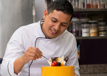 Cajamag fortalece la formación de panaderías y pastelerías para mejorar su rentabilidad y cumplir la normativa laboral