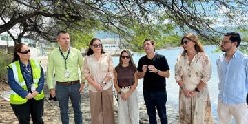 Alcaldía y Fontur recorren zona donde se proyecta nuevo muelle turístico