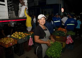 Alcaldía une esfuerzos por la recuperación y reactivación del Mercado Público de Santa Marta